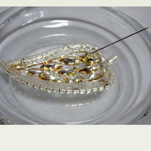 Oversized Vtg Aurora Borealis Crystal Brooch Pin - Picture 6 of 6